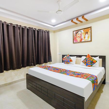 Fabhotel N Residency, Hitech City - 350M From Yashoda Hospital, Hitech City Хидерабад Екстериор снимка