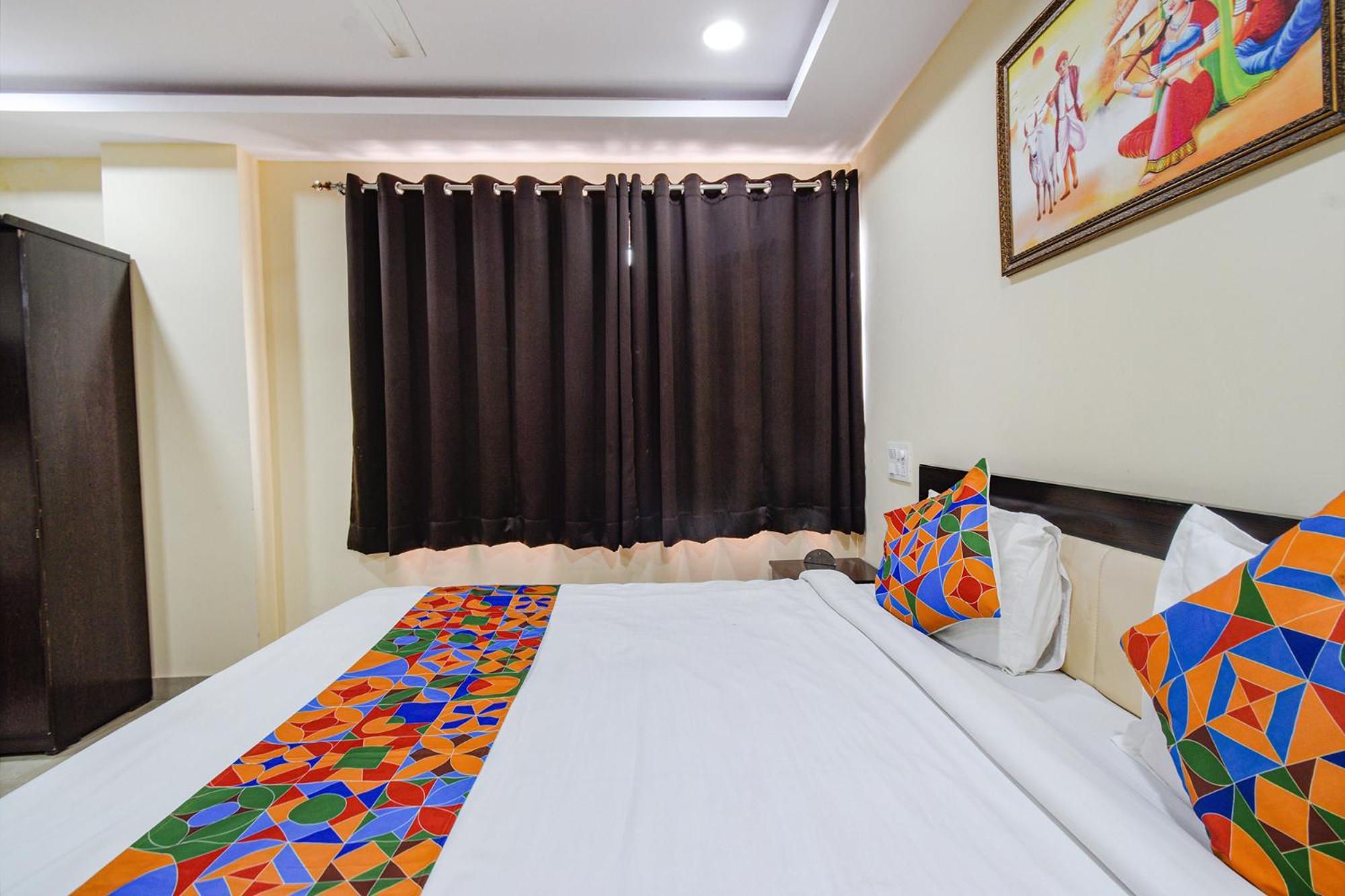 Fabhotel N Residency, Hitech City - 350M From Yashoda Hospital, Hitech City Хидерабад Екстериор снимка